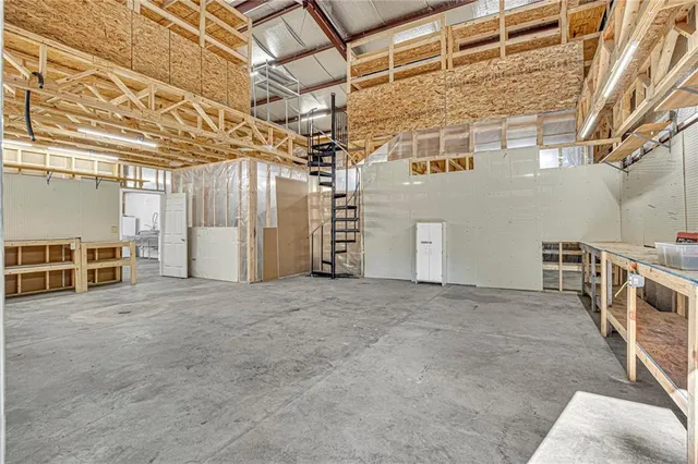 $599,900 | 6301 Southwest Ana Drive, Kingston, MO 64650