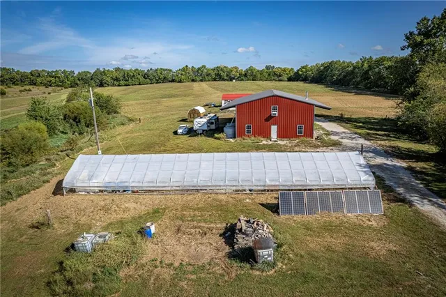 $599,900 | 6301 Southwest Ana Drive, Kingston, MO 64650