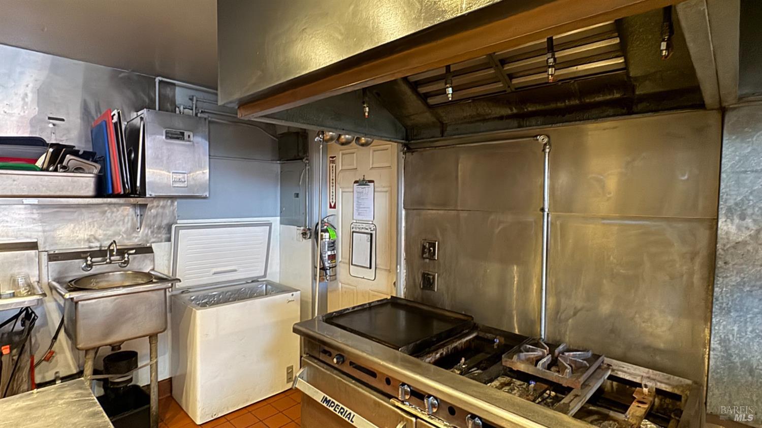 35 East Commercial Street Willits, CA 95490 - Photo 6 of 16