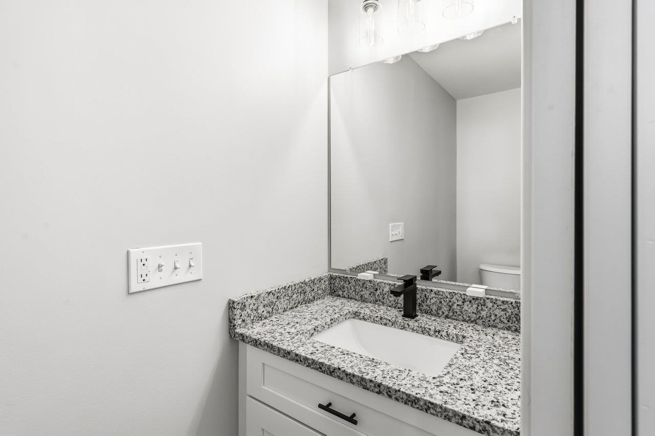 30 Hansonville Road Rochester, NH 03839 - Photo 17 of 33 Gallery Image 17