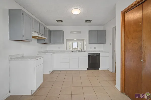 $130,000 | 201 Greenbriar Drive, Houma, LA 70364
