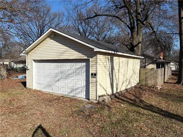 $115,000 | 114 South High Street, Arma, KS 66712