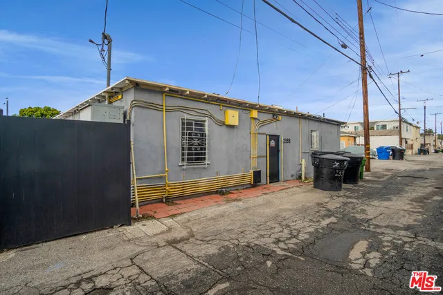 $4,000,000 | 2338 Ocean Park Boulevard, Santa Monica, CA 90405