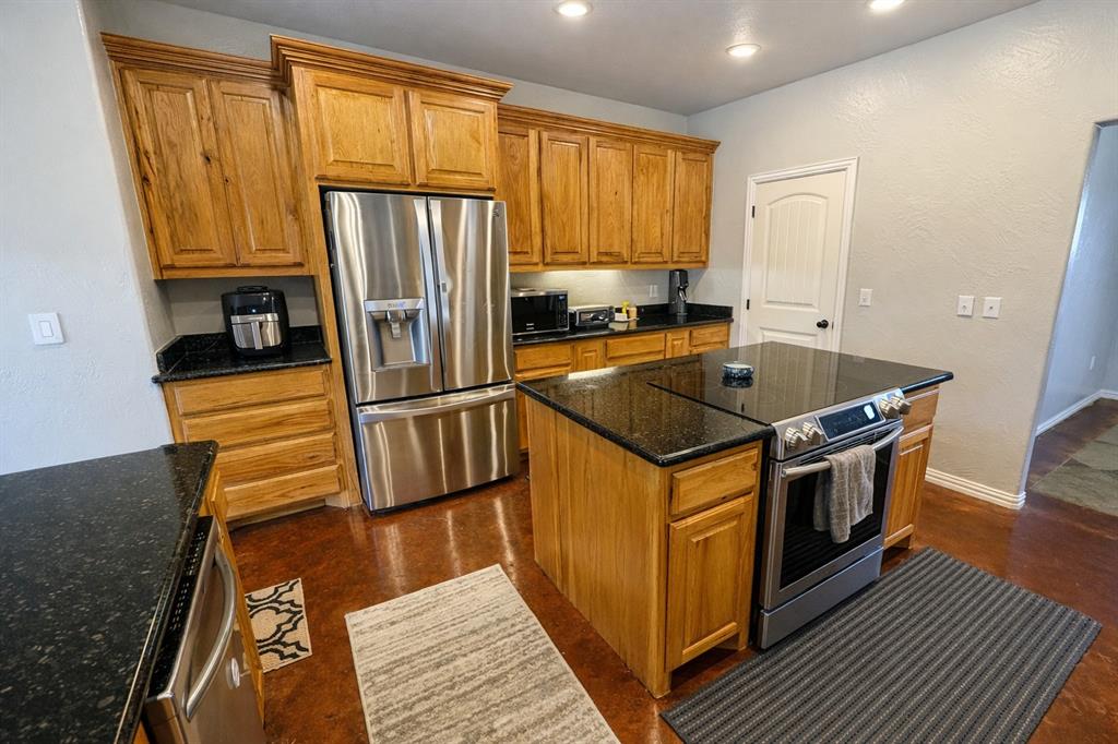310 Pumping Jack Road Sherman, TX 75092 - Photo 5 of 21