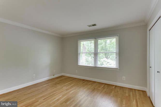 715 Marshall Road Southwest Vienna, VA 22180 - Photo 18 of 29 Bedroom #3