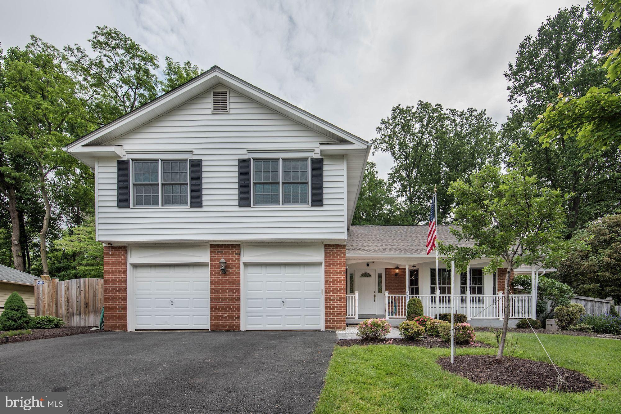 2710 Glencroft Road Vienna, VA 22181 - Photo 1 of 30 Exterior (Front)