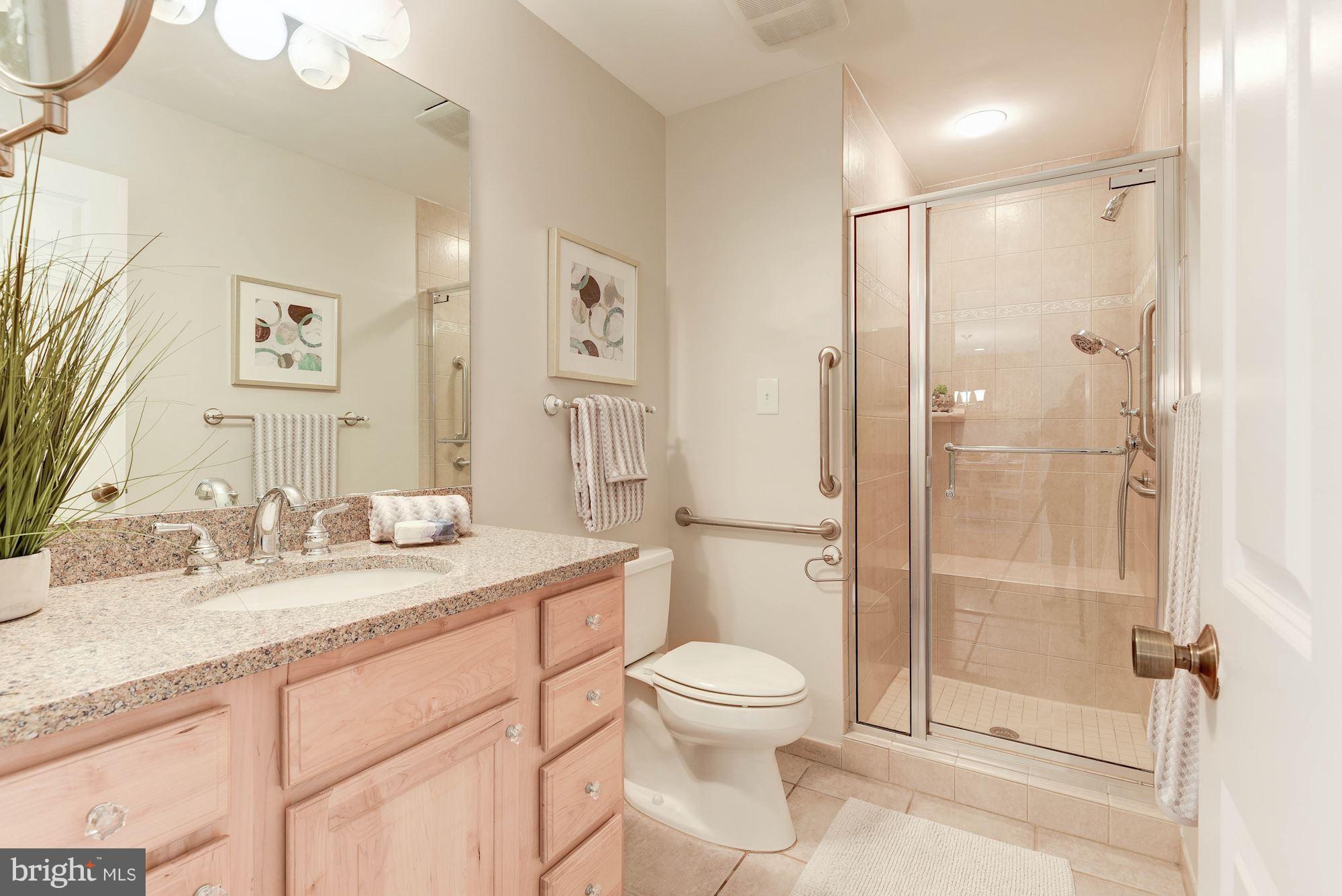 2710 Glencroft Road Vienna, VA 22181 - Photo 11 of 30 Bath