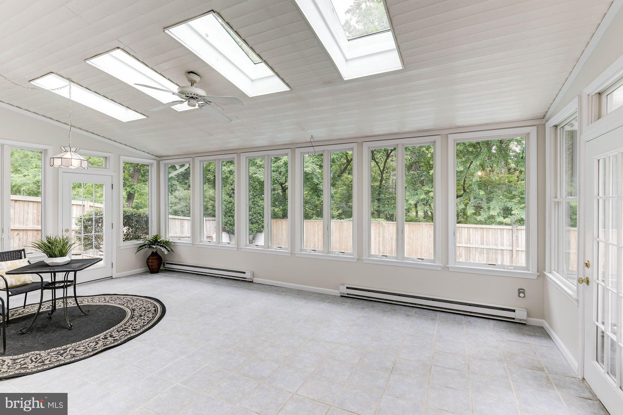 2710 Glencroft Road Vienna, VA 22181 - Photo 15 of 30 Interior (General)