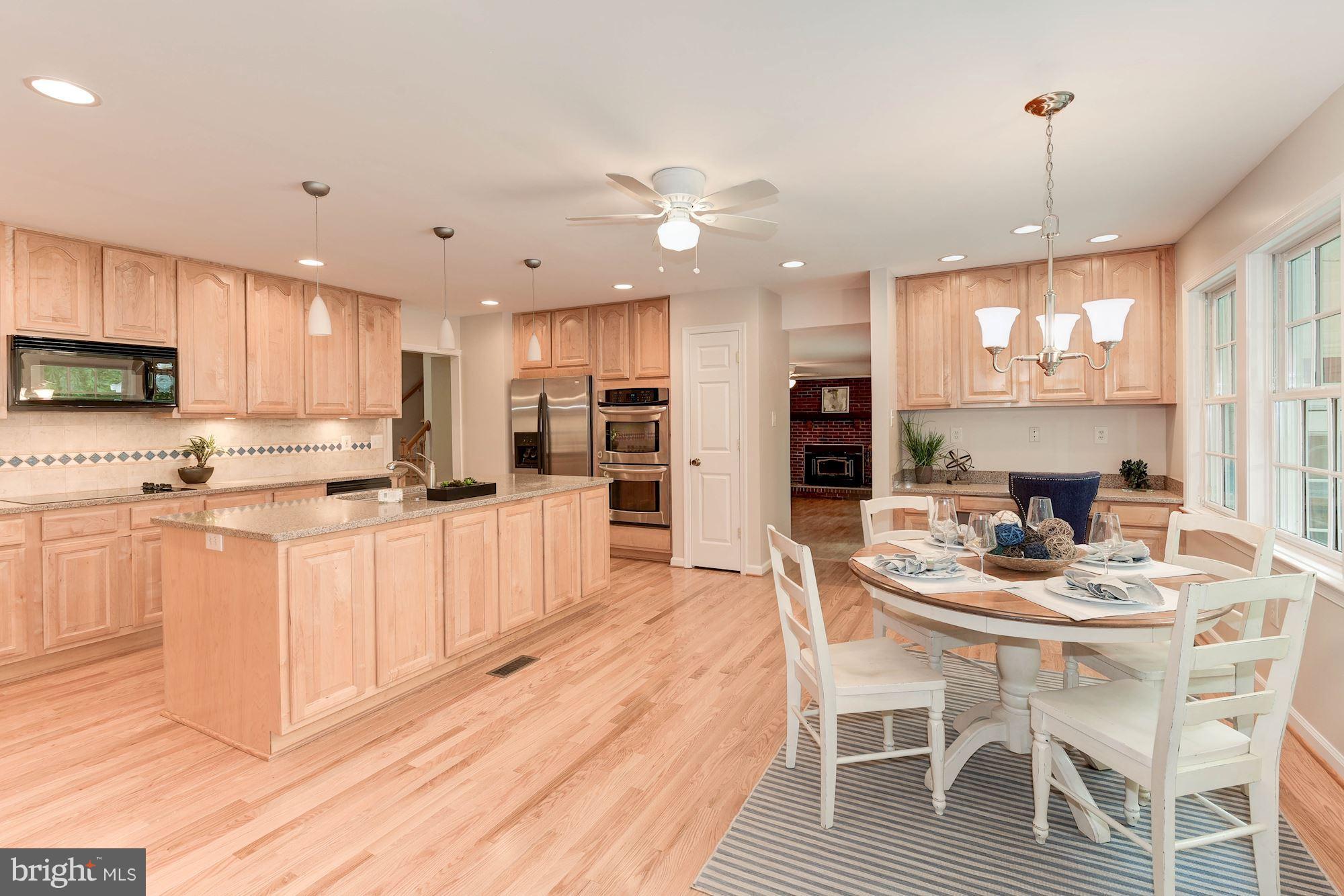 2710 Glencroft Road Vienna, VA 22181 - Photo 7 of 30 Kitchen