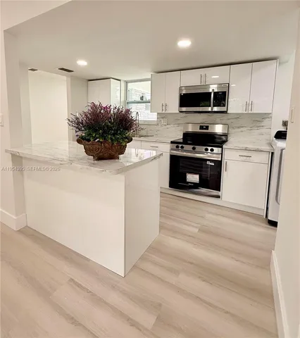 $5,900 | 4431 Northwest 13th Street, Lauderhill, FL 33313