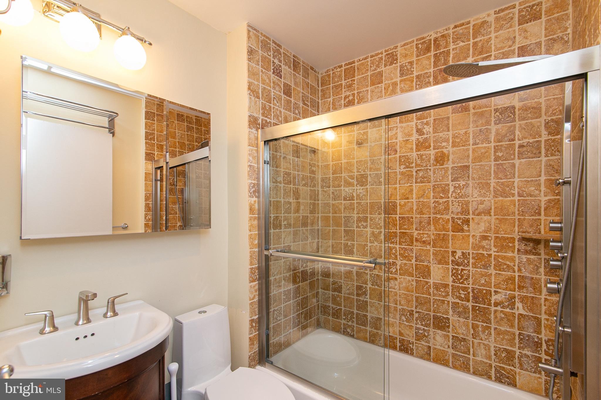 334 South 12th Street, Unit 1R Philadelphia, PA 19107 - Photo 19 of 20