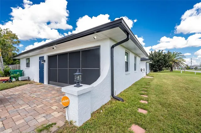 $400,000 | 270 West Tarpon Boulevard Northwest, Port Charlotte, FL 33952