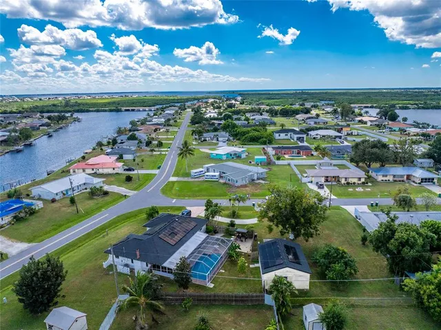$400,000 | 270 West Tarpon Boulevard Northwest, Port Charlotte, FL 33952