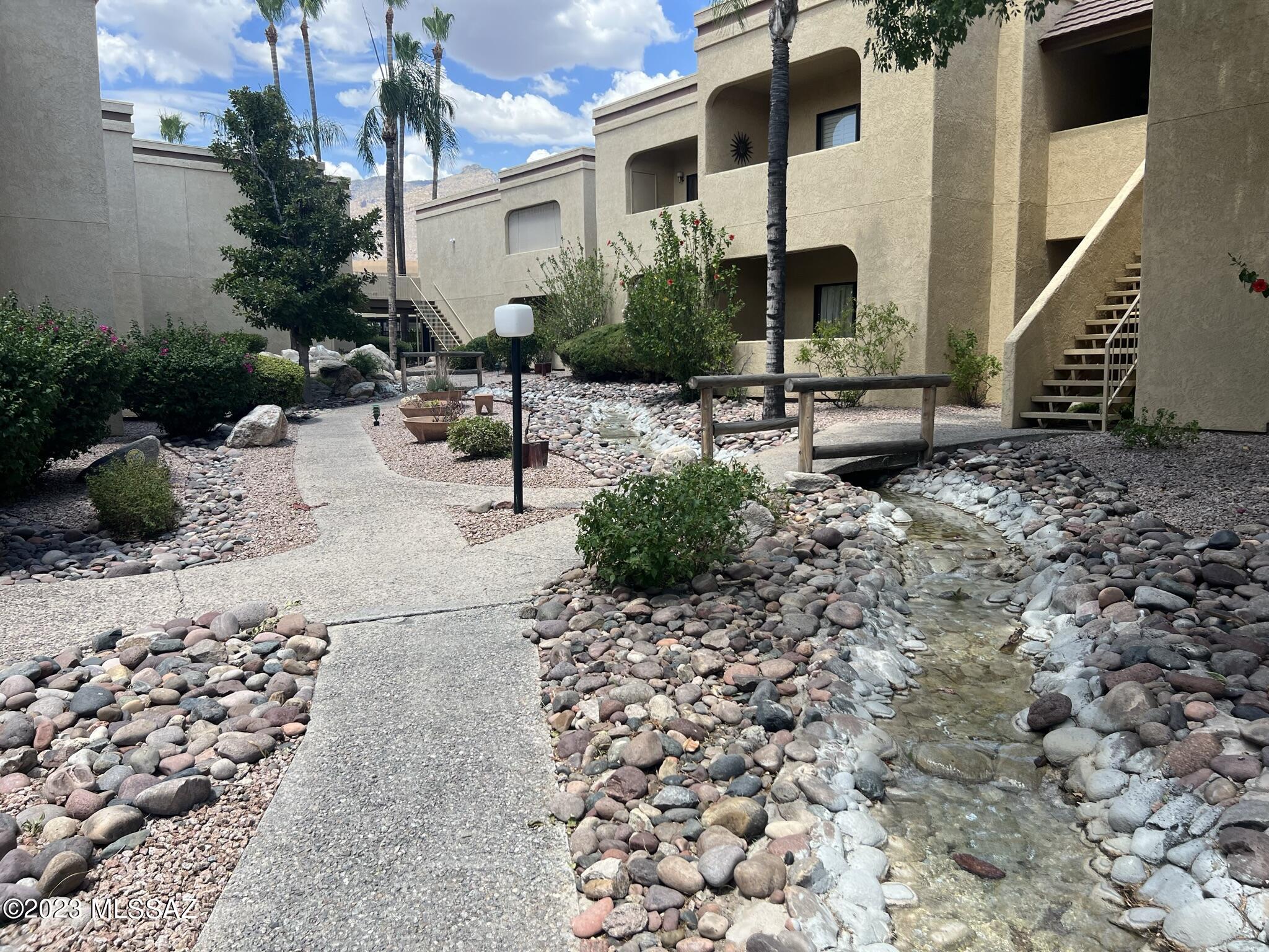 5500 North Valley View Road, Unit 304 Tucson, AZ 85718 - Photo 1 of 12
