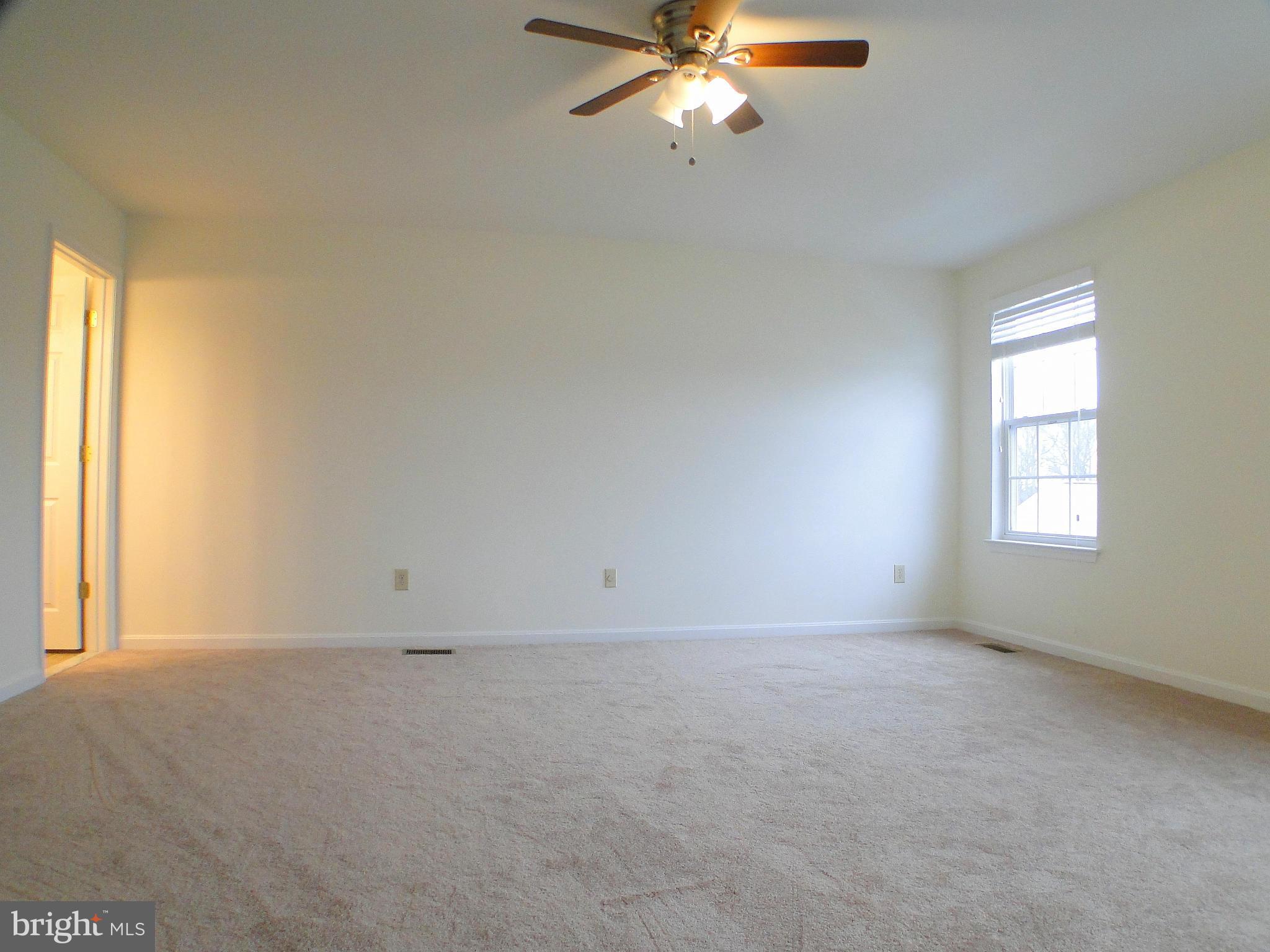 11416 Smiloff Road White Marsh, MD 21162 - Photo 13 of 30 17 x 15 Master Suite