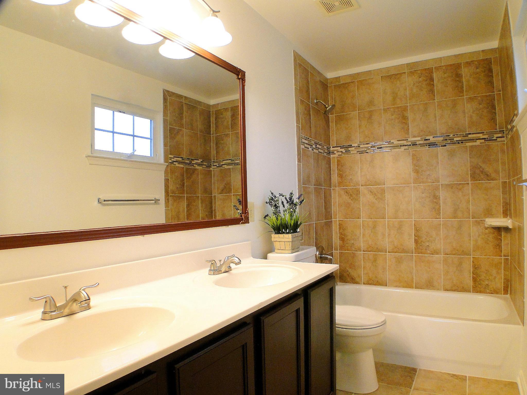 11416 Smiloff Road White Marsh, MD 21162 - Photo 15 of 30 Newly Remodeled w/ Tile Shower and Flooring
