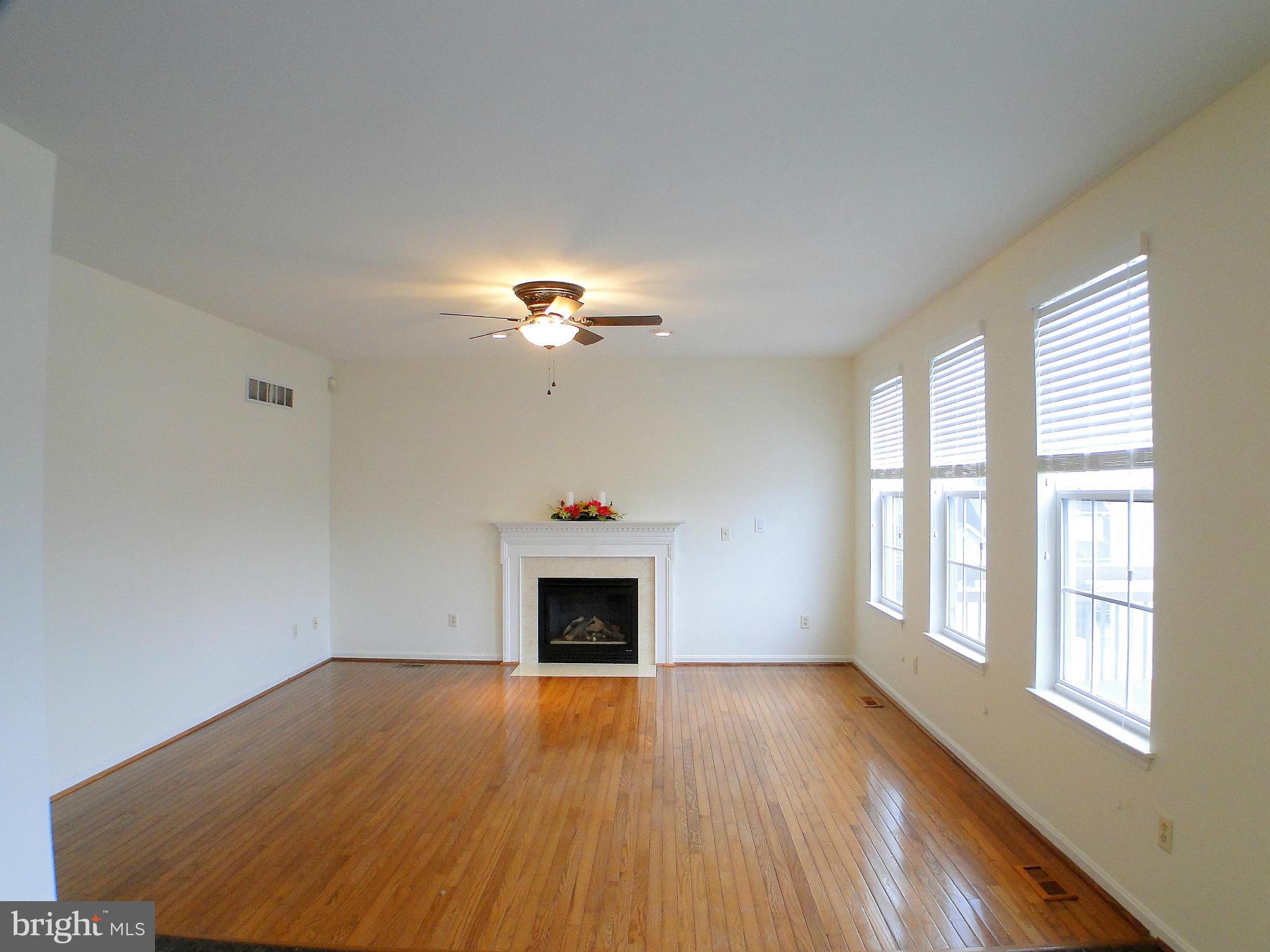 11416 Smiloff Road White Marsh, MD 21162 - Photo 6 of 30 Family Room