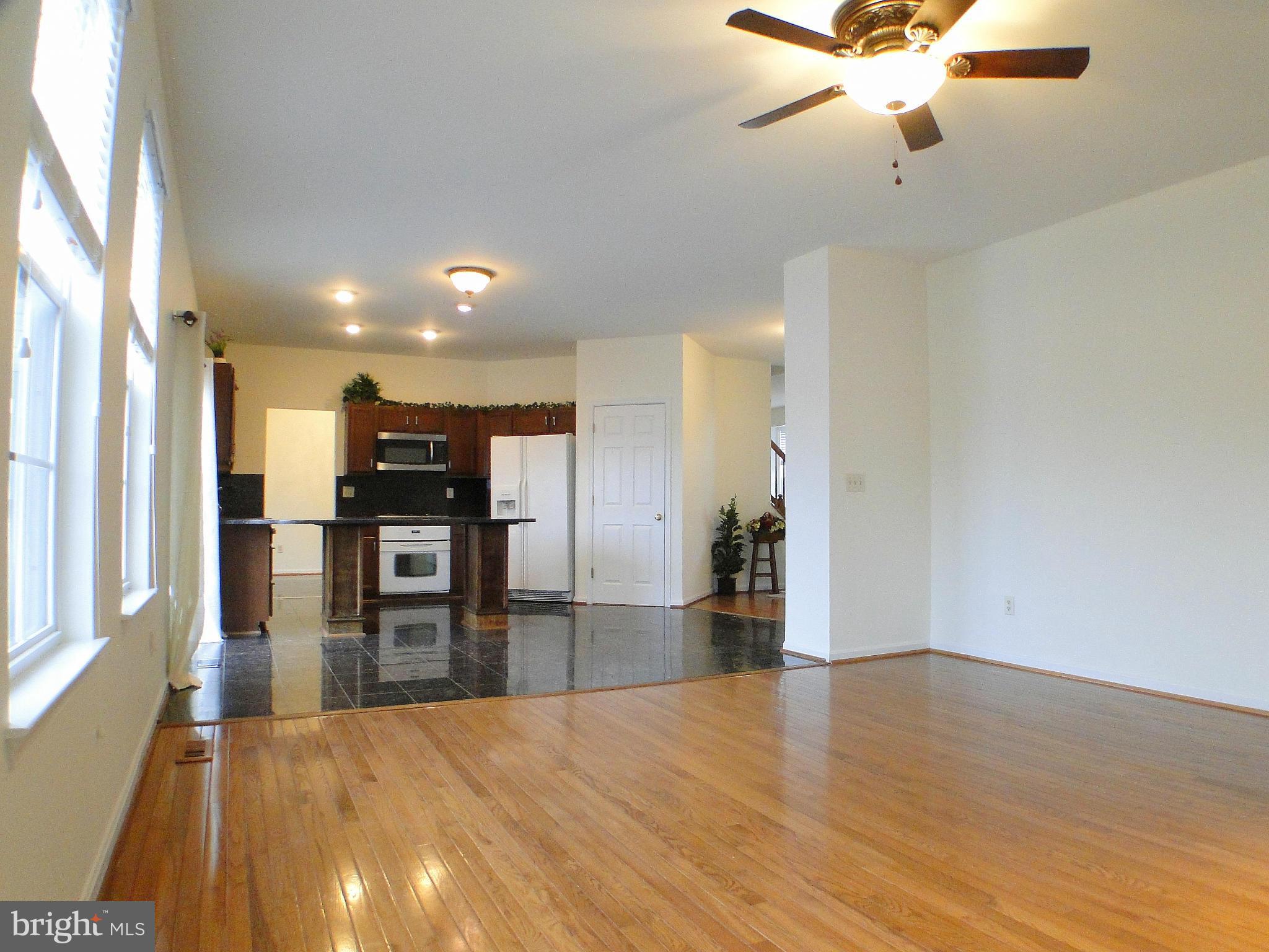 11416 Smiloff Road White Marsh, MD 21162 - Photo 9 of 30 15 x 15 Family Room