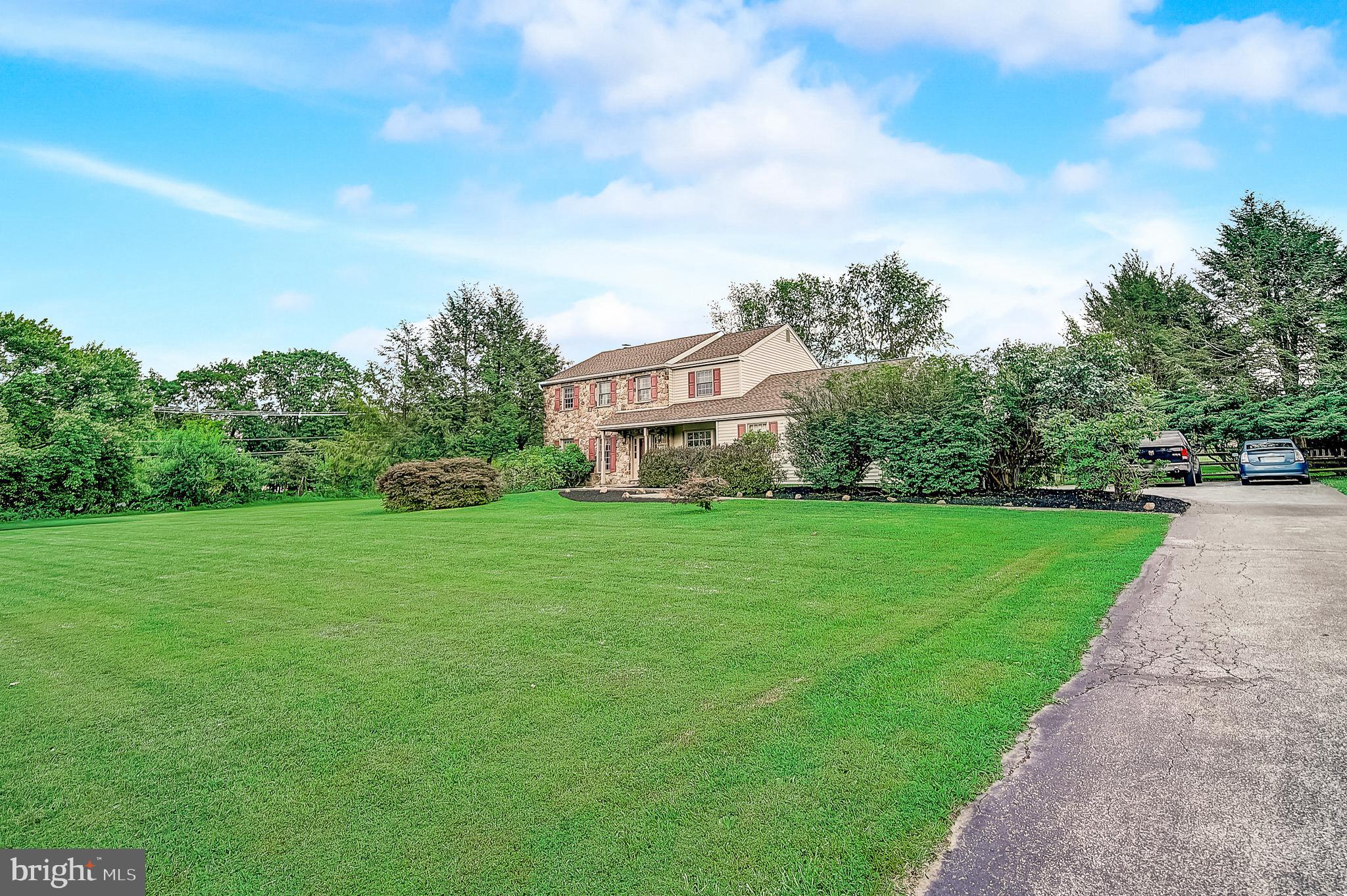 890 Meadowcroft Road West Chester, PA 19382 - Photo 3 of 62 Gallery Image 3