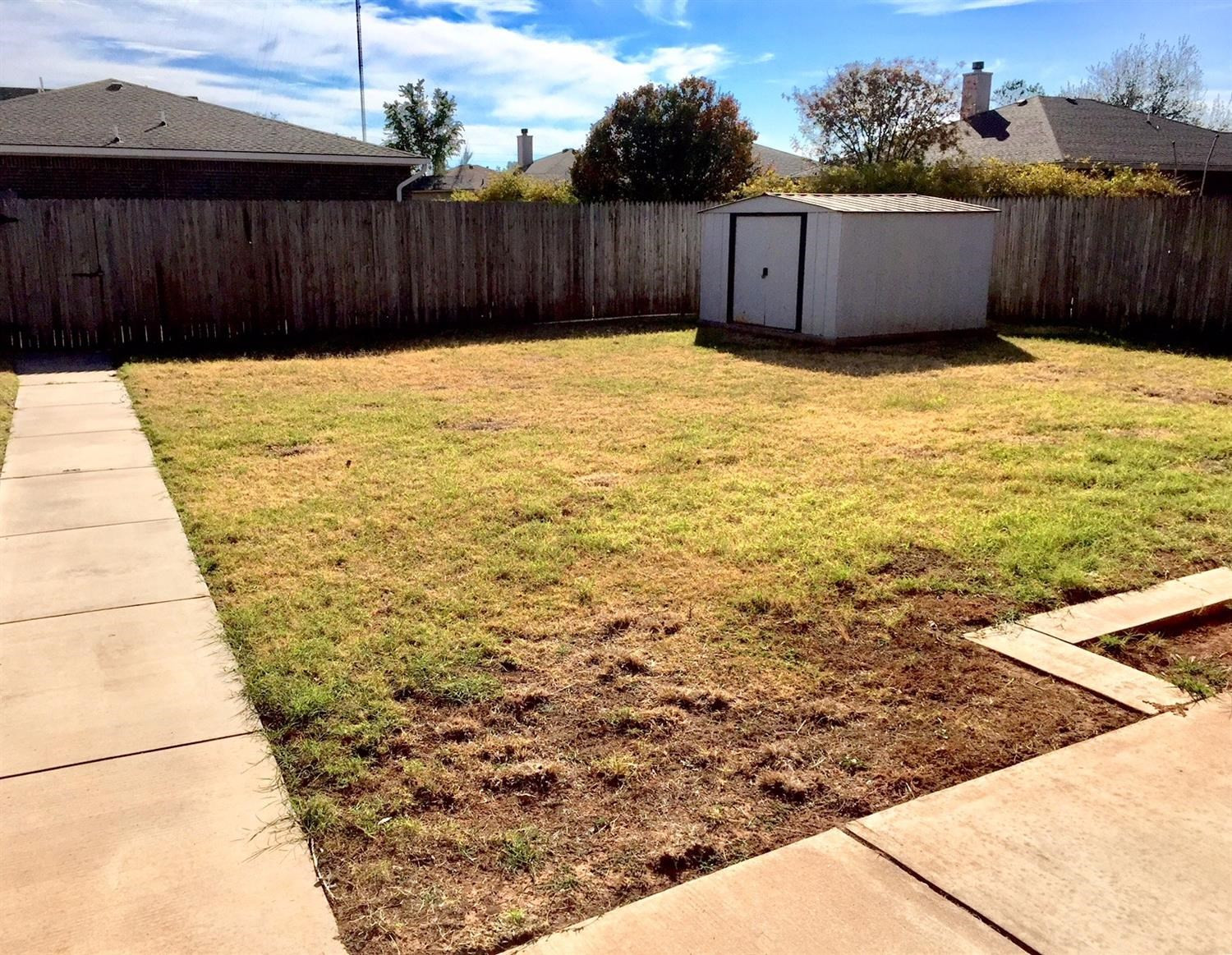 1625 79th Place Lubbock, TX 79423 - Photo 10 of 11 Photo 10