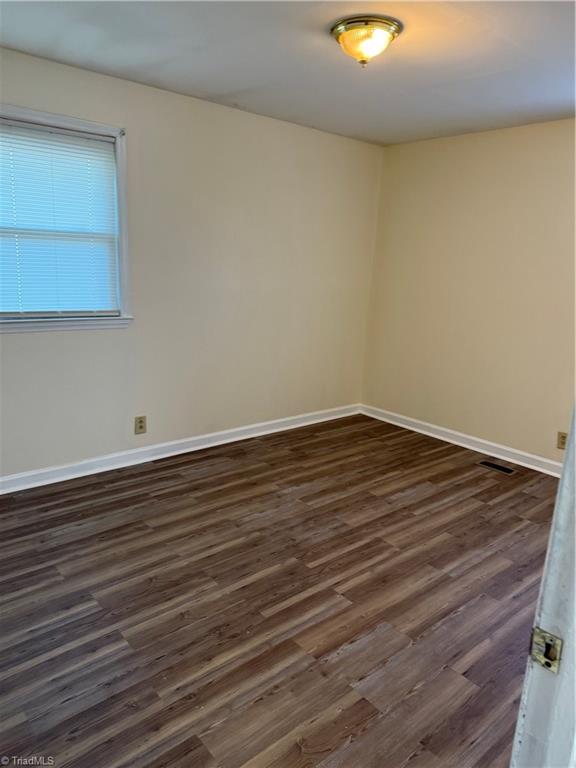 1109 Wilson Place High Point, NC 27260 - Photo 7 of 8