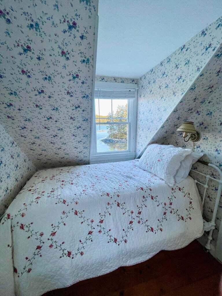 238 Tip Toe Mountain Road Vinalhaven, ME 04863 - Photo 17 of 37 image