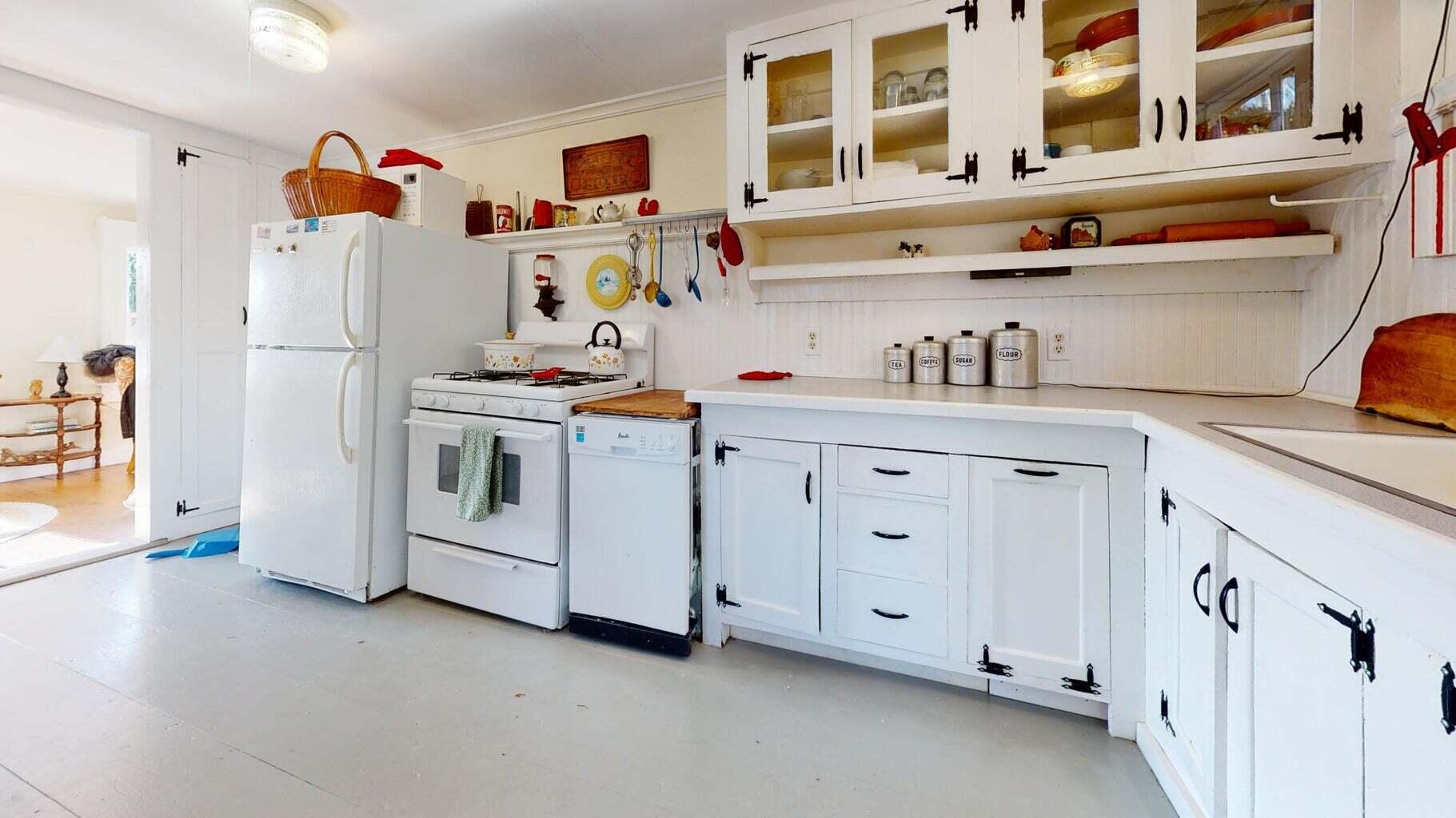 238 Tip Toe Mountain Road Vinalhaven, ME 04863 - Photo 9 of 37 image