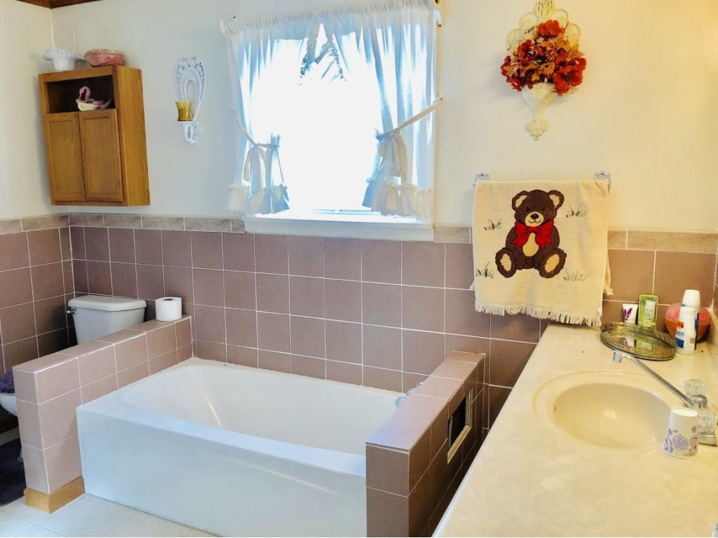 1983 Sink Valley Road Butler, TN 37640 - Photo 28 of 34 Photo 28