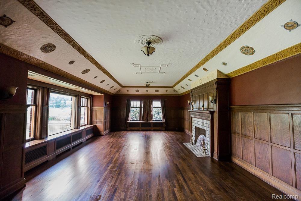 17535 Hamilton Road Highland Park, MI 48203 - Photo 13 of 96