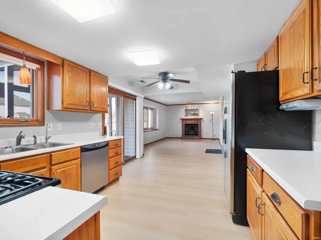 $329,900 | 2306 Bluewater Trail, Fort Wayne, IN 46804