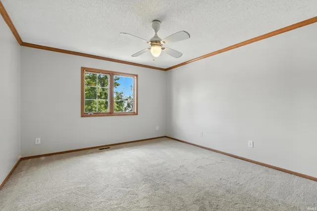 $329,900 | 2306 Bluewater Trail, Fort Wayne, IN 46804