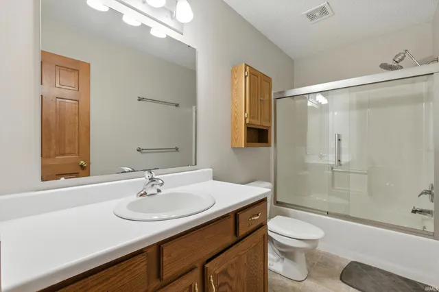 $329,900 | 2306 Bluewater Trail, Fort Wayne, IN 46804