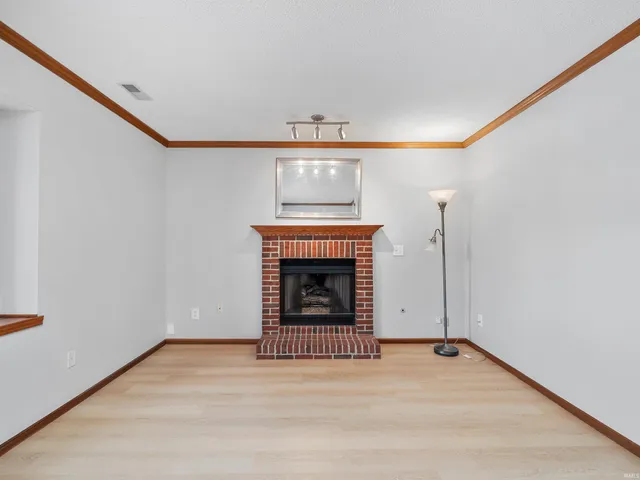 $329,900 | 2306 Bluewater Trail, Fort Wayne, IN 46804