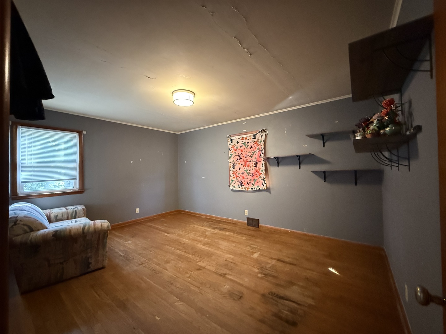 403 South Kennedy Drive Georgetown, IL 61846 - Photo 5 of 9 a living room with furniture