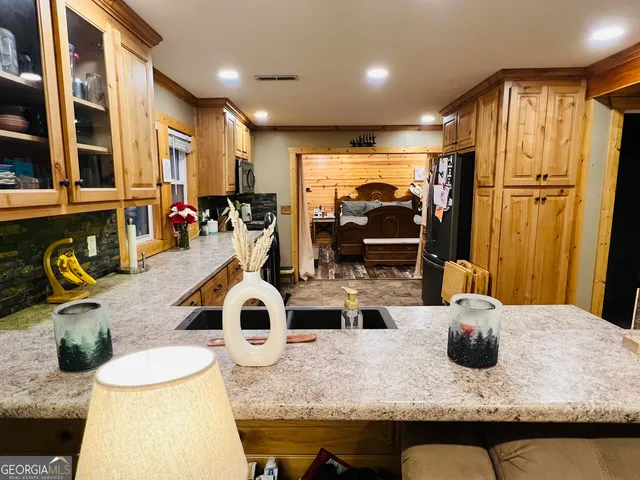 $179,000 | 722 Floyd Springs Road Northeast, Armuchee, GA 30105