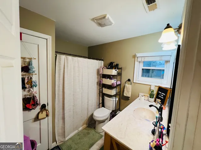 $179,000 | 722 Floyd Springs Road Northeast, Armuchee, GA 30105