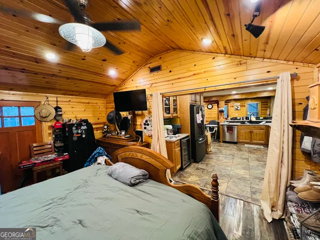 $179,000 | 722 Floyd Springs Road Northeast, Armuchee, GA 30105