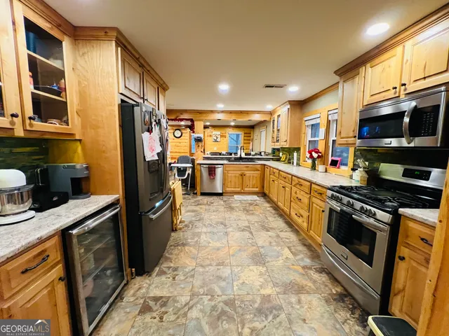 $179,000 | 722 Floyd Springs Road Northeast, Armuchee, GA 30105