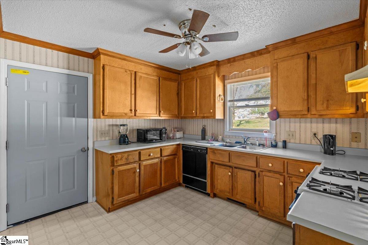 102 Spring Meadow Road Simpsonville, SC 29680 - Photo 11 of 21