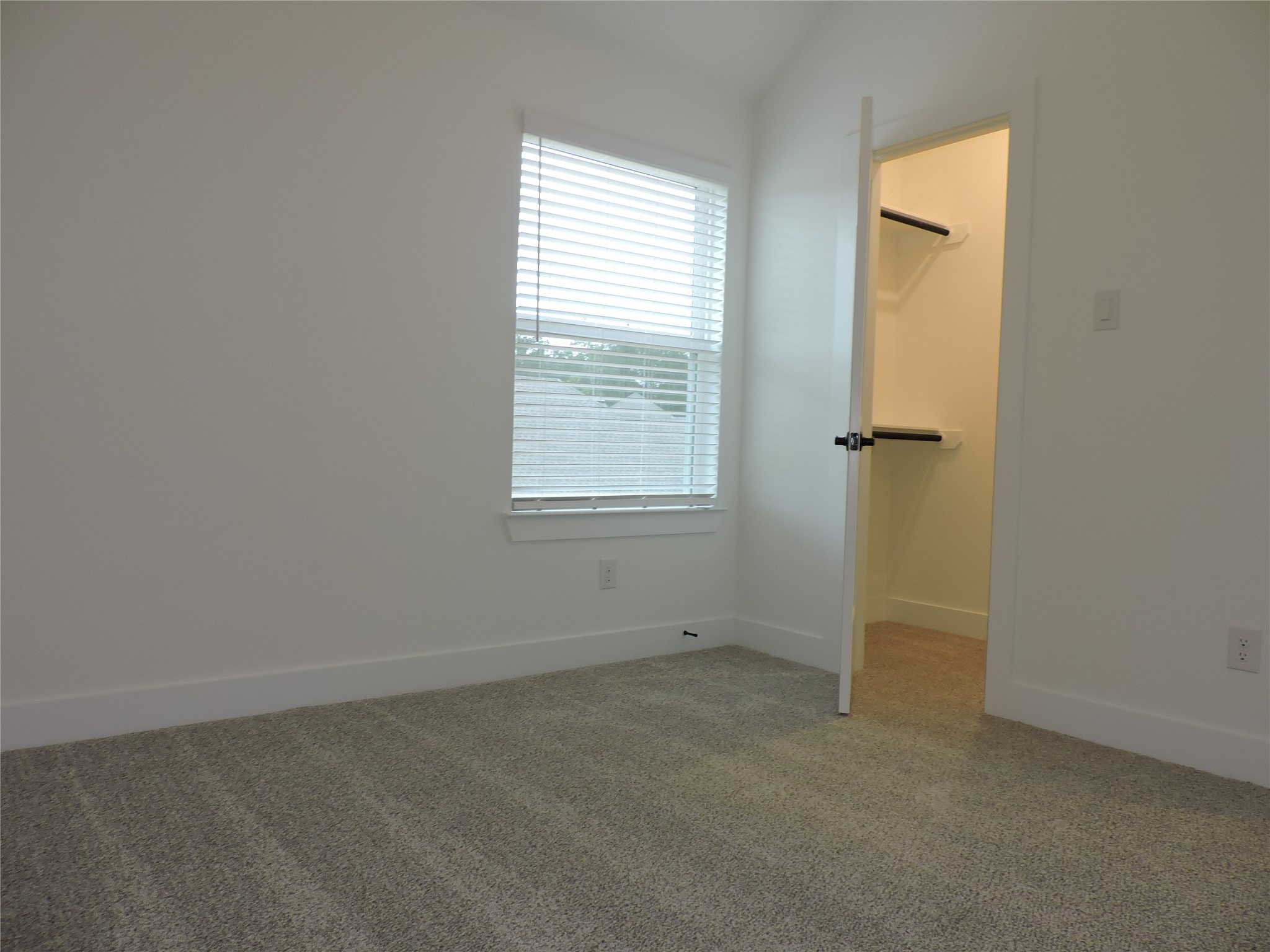 12853 Meadow Wind Way Conroe, TX 77302 - Photo 34 of 47 3rd bedroom upstairs