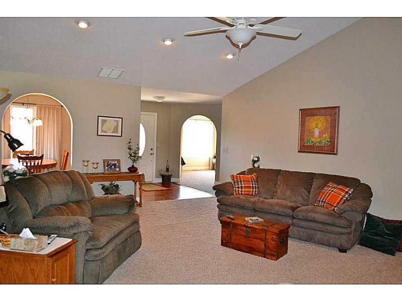 2950 Walnut Grove Lane Springfield, OH 45504 - Photo 6 of 25 Gallery Image 6