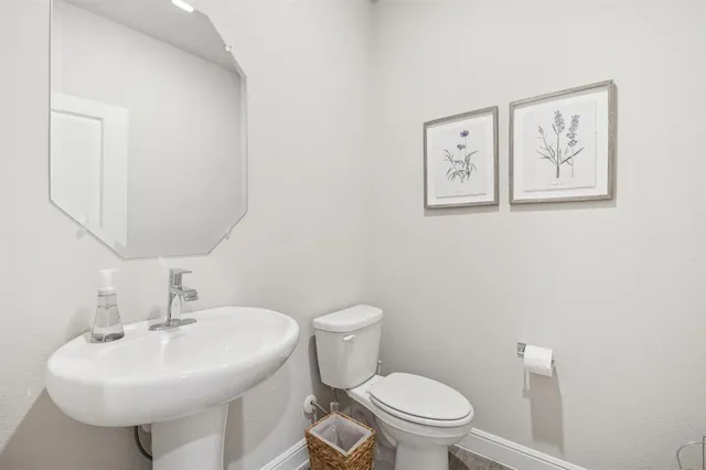 $360,000 | 262 Lunayena Road, Rhome, TX 76078