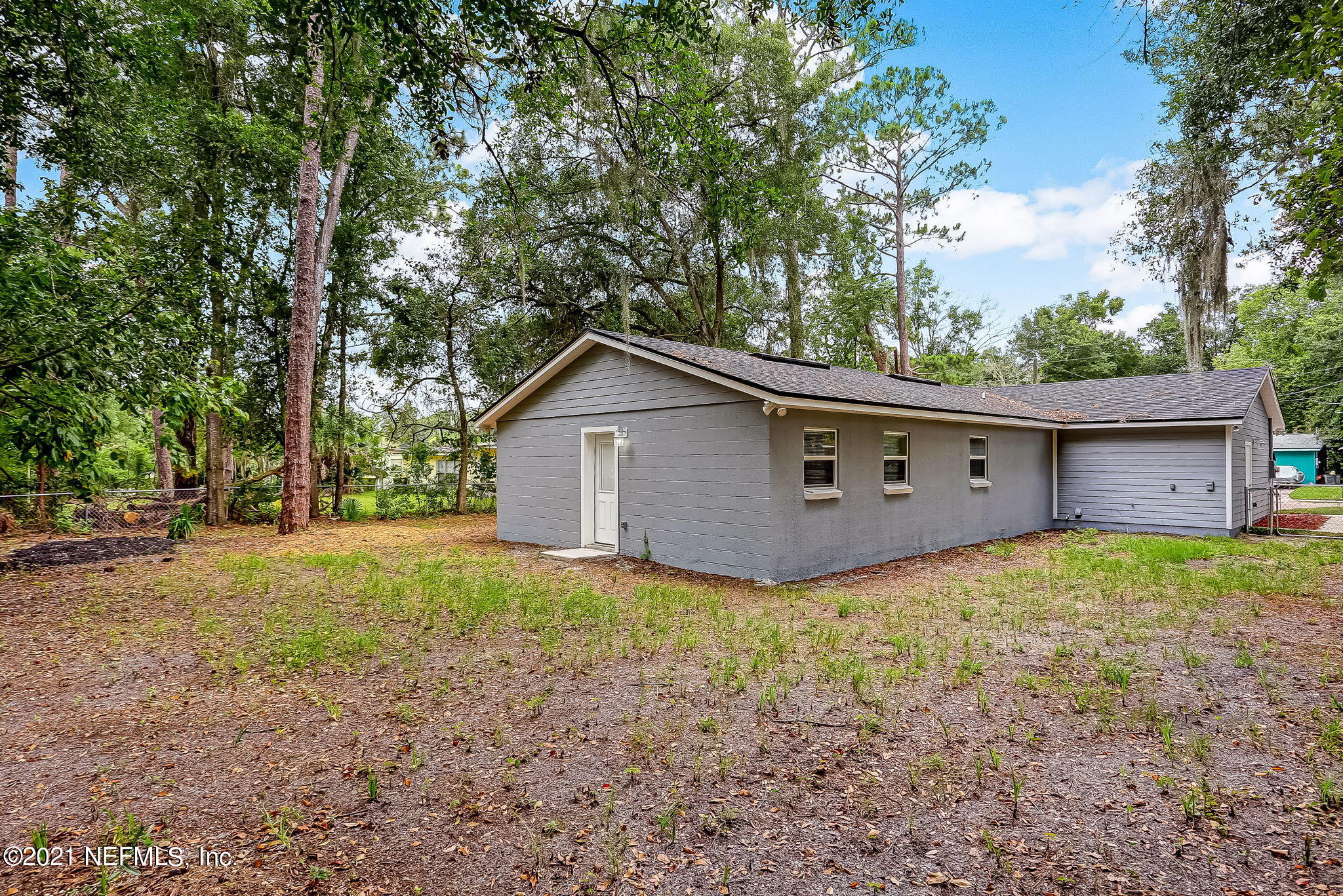 8539 Bermuda Road Jacksonville, FL 32208 - Photo 44 of 48 Backyard far corner view