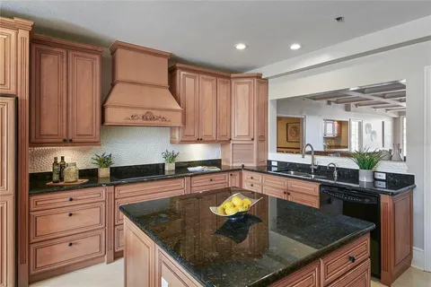 $799,000 | 1110 West Ivanhoe Boulevard, Unit 5, Orlando, FL 32804