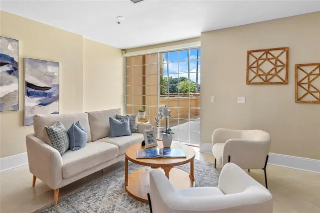 $799,000 | 1110 West Ivanhoe Boulevard, Unit 5, Orlando, FL 32804