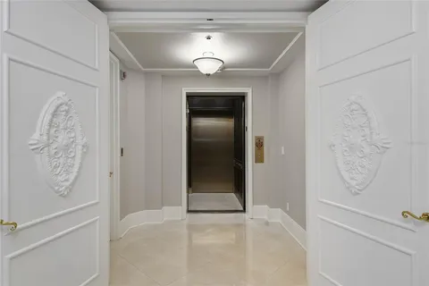 $799,000 | 1110 West Ivanhoe Boulevard, Unit 5, Orlando, FL 32804