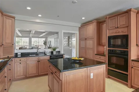 $799,000 | 1110 West Ivanhoe Boulevard, Unit 5, Orlando, FL 32804