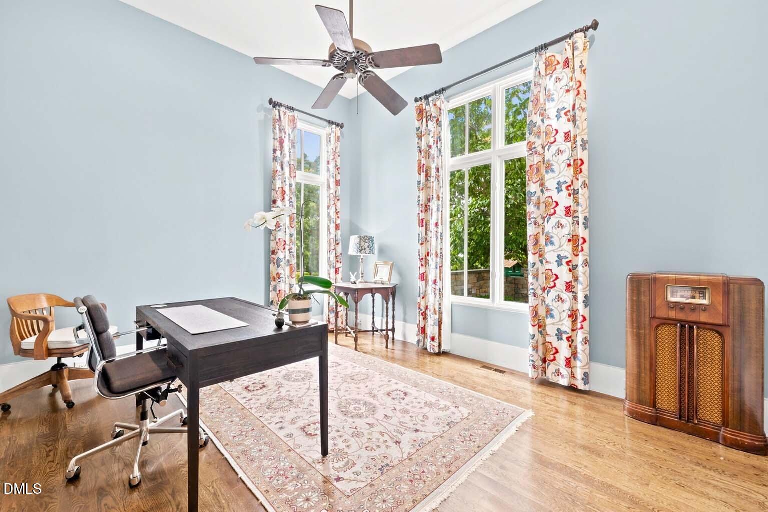 550 East Edenton Street Raleigh, NC 27601 - Photo 25 of 65 Main Level Guest Suite