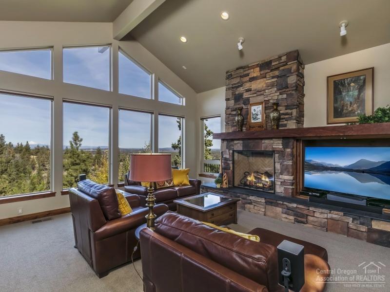 1354 Archie Briggs Road Bend, OR 97703 - Photo 9 of 25 Gallery Image 9