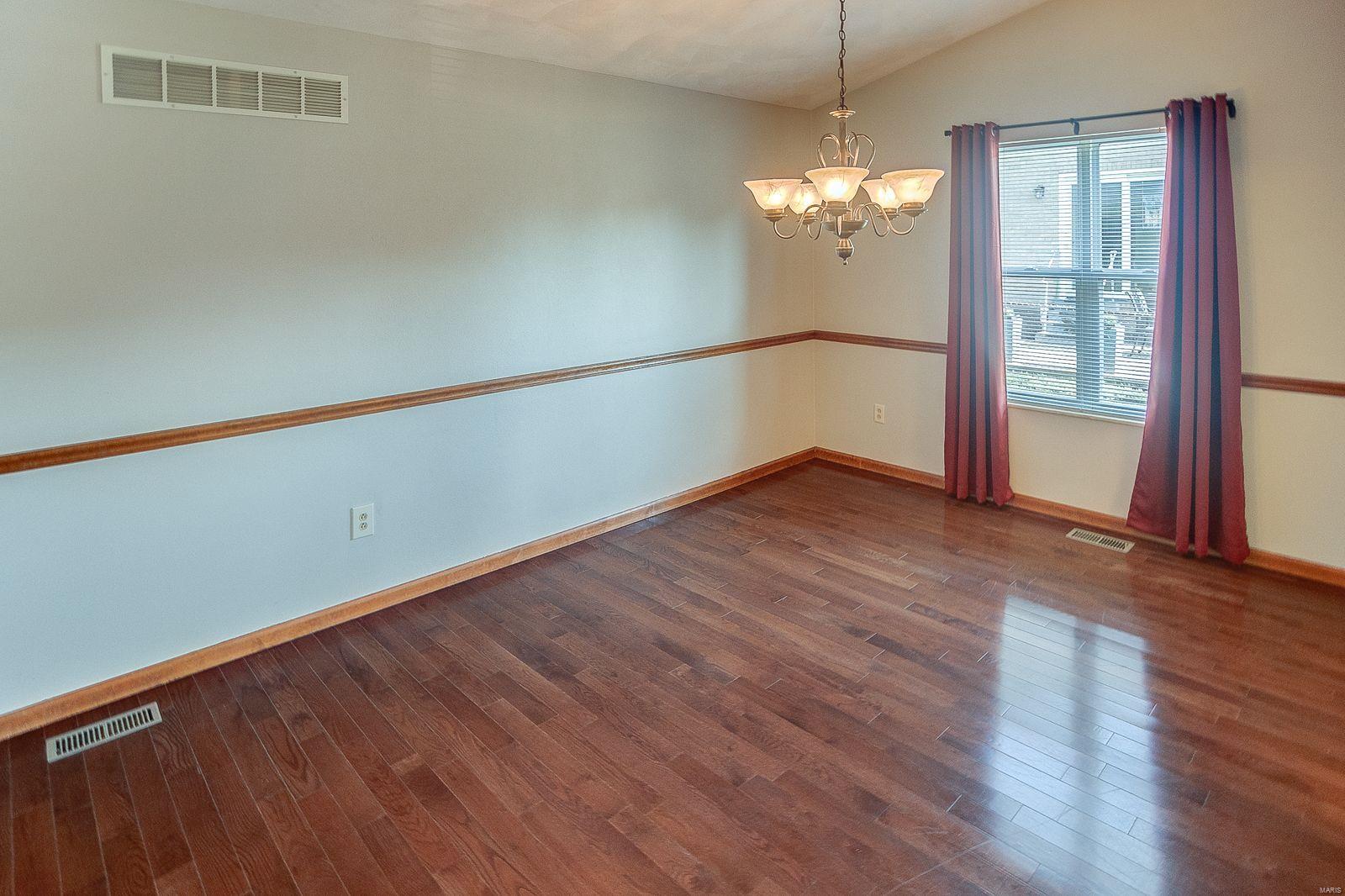 345 Radcliff Road Shiloh, IL 62221 - Photo 11 of 30 Gallery Image 11